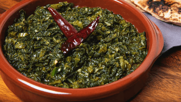 Healthy Recipes, Dinner and Lunch Ideas, Sarso Ka Saag Recipe – A Traditional Punjabi Delight