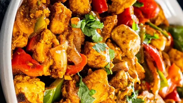 Healthy Recipes, Dinner and Lunch Ideas, Chicken Jalfrezi Recipe – A Flavorful Delight